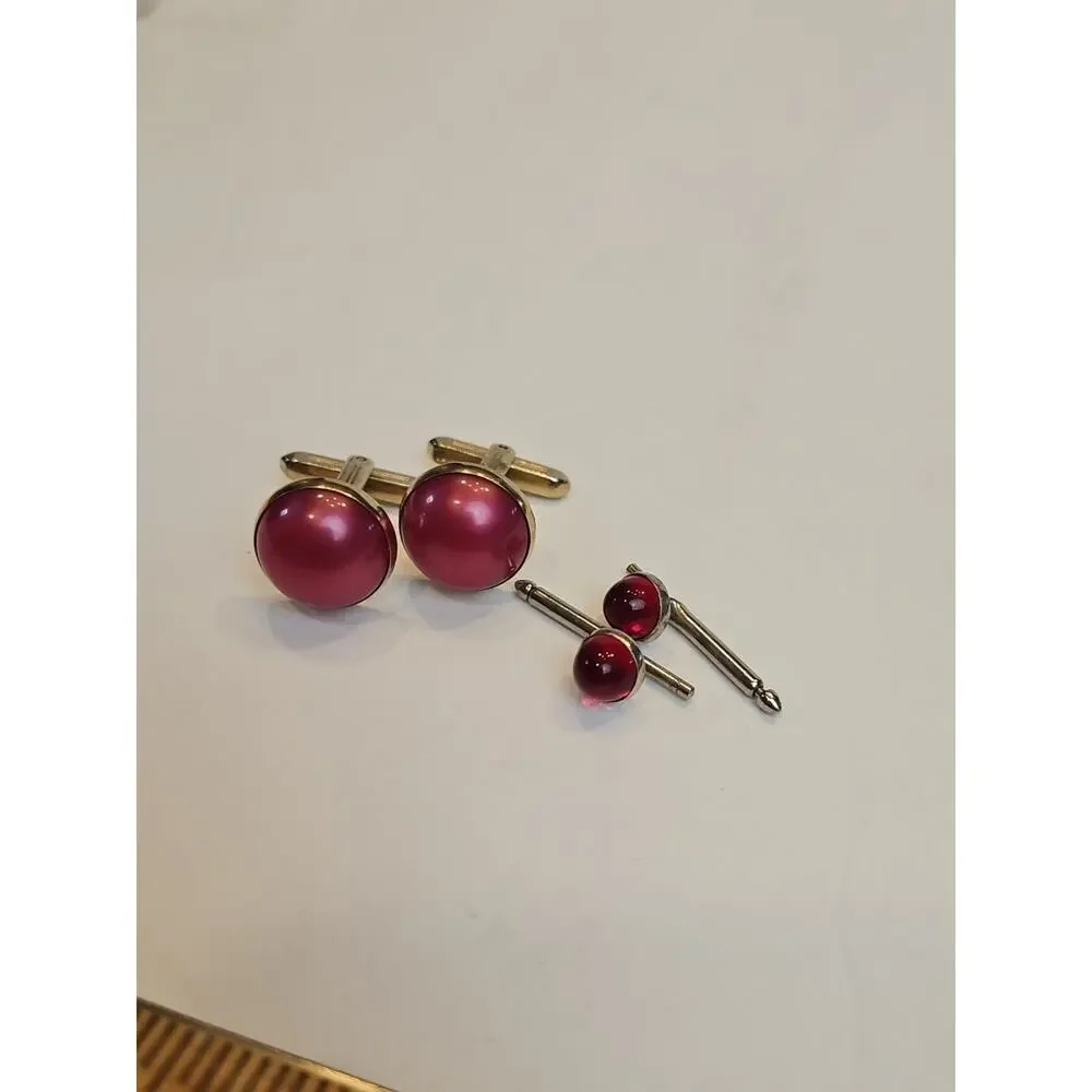 2 Vintage Cufflinks Ruby Red Cabochon‎ Cufflinks/Hickok Cufflinks